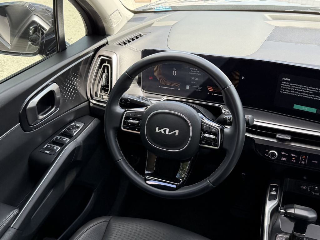 Used 2025 Kia Sorento S FWD image 15