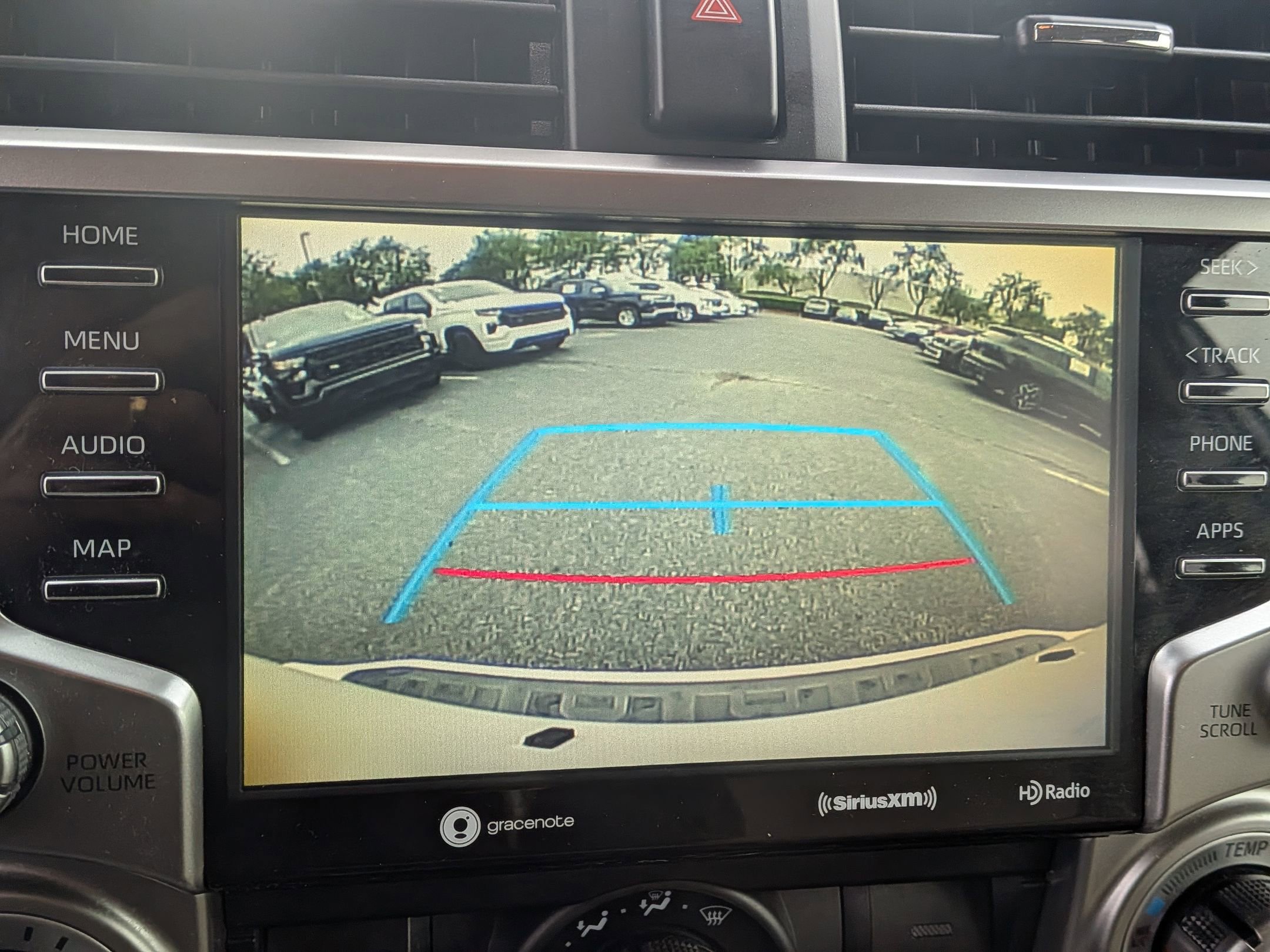 Used 2020 Toyota 4Runner SR5 Premium w/ Moonroof Package AWD/4WD image 29