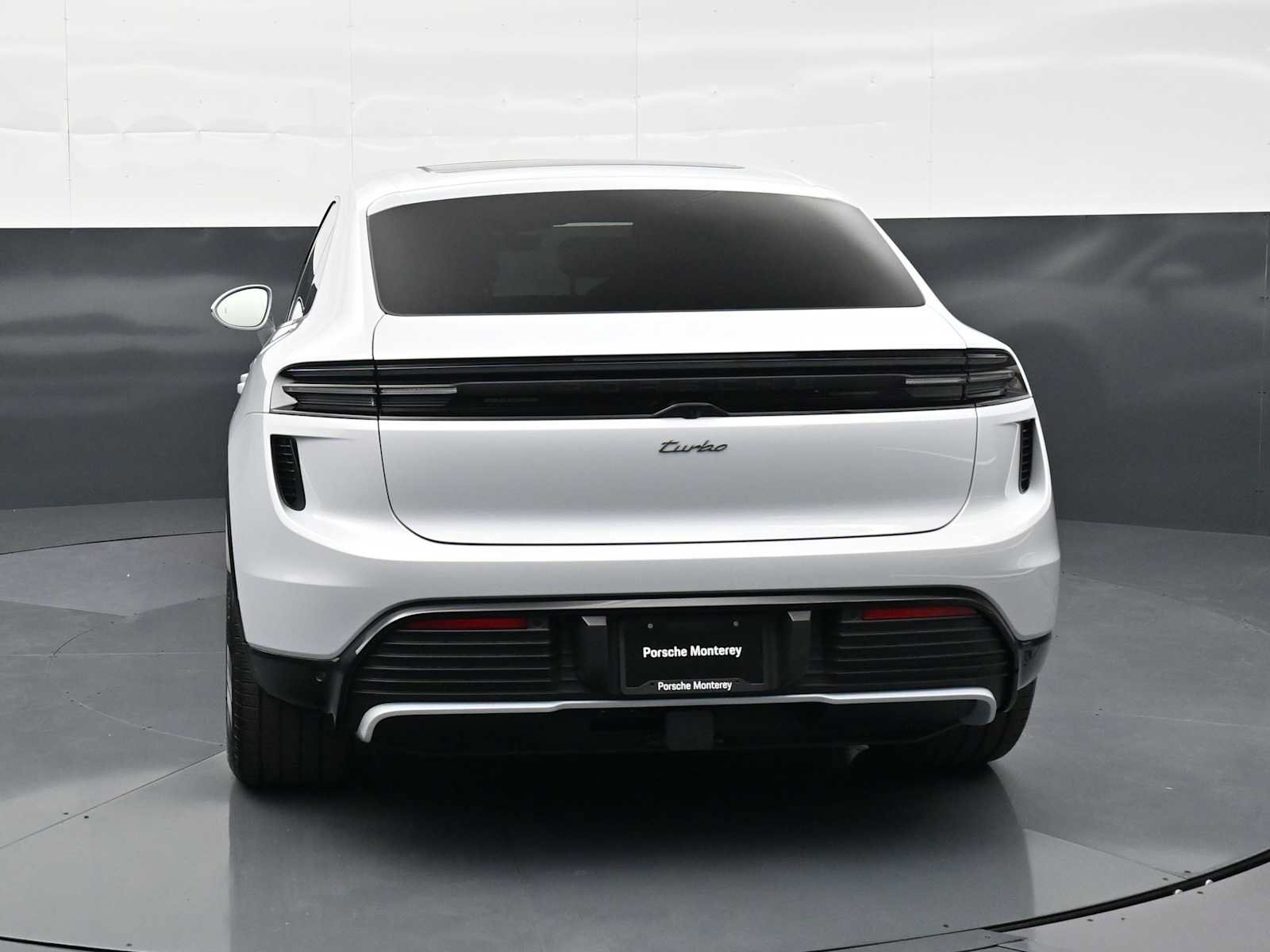 New 2026 Porsche Macan Turbo Electric AWD/4WD image 30
