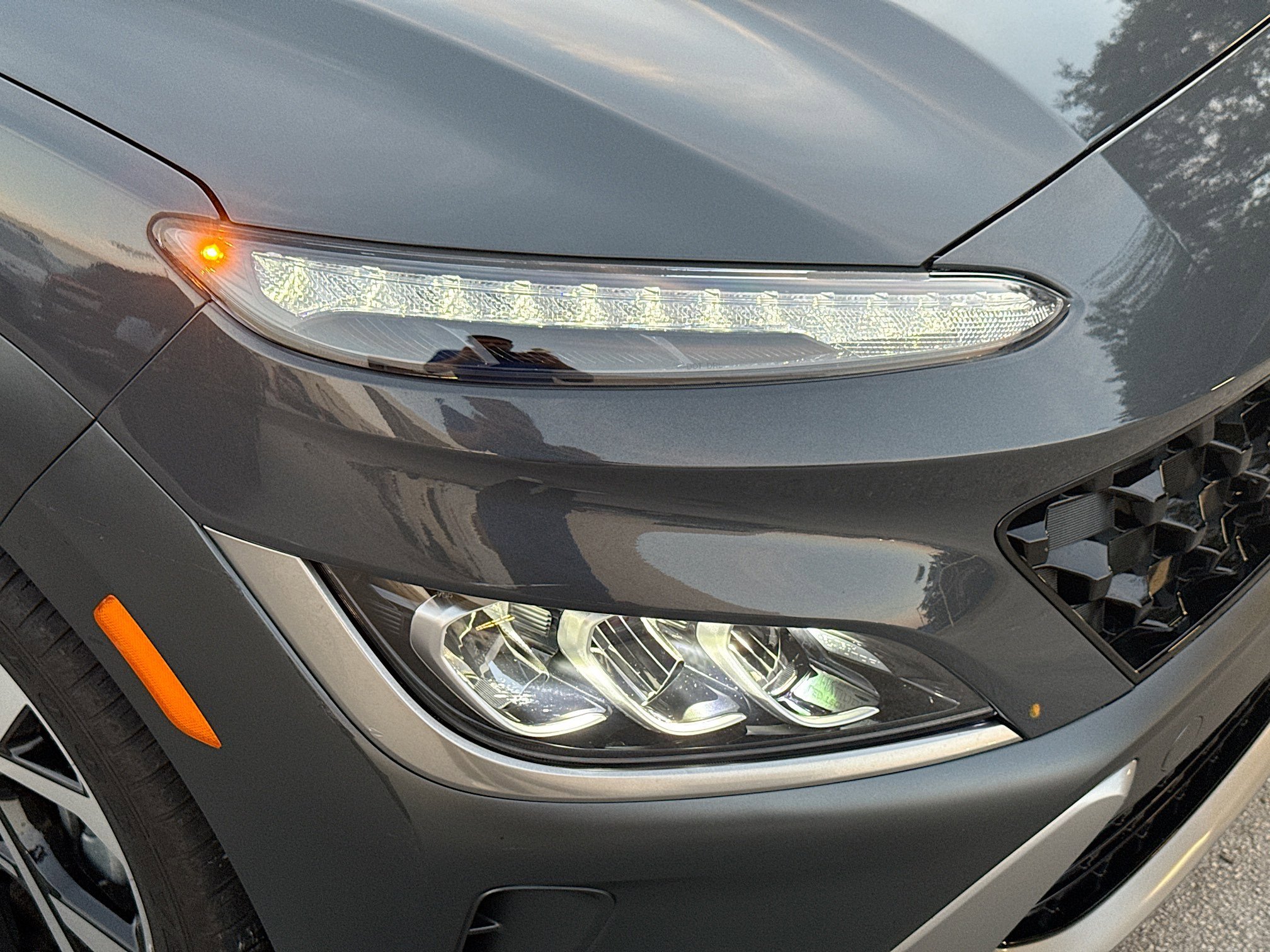 Used 2023 Hyundai Kona Limited w/ Cargo Package image 33