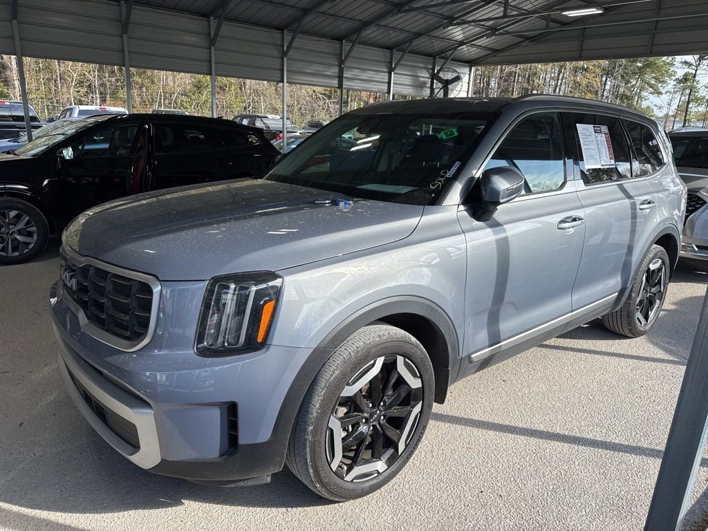 Used 2025 Kia Telluride S