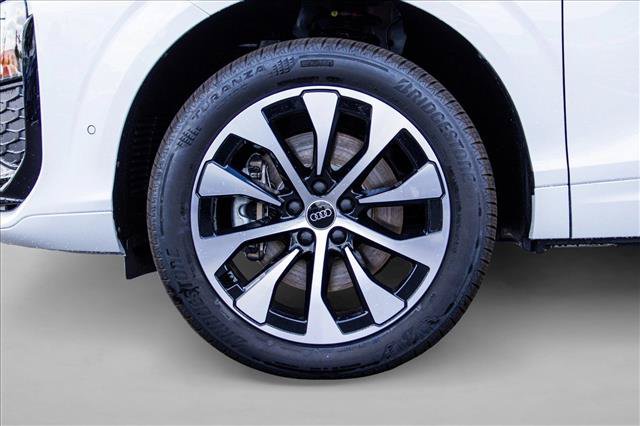 New 2026 Audi Q3 quattro 2.0T AWD/4WD image 9