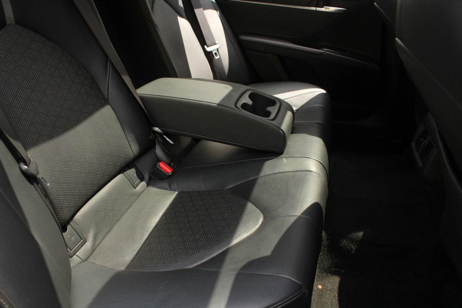 Used 2018 Toyota Camry XSE w/ Driver Assist Package FWD image 21