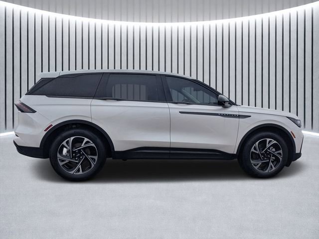 New 2026 Lincoln Nautilus Premier w/ Jet Appearance Package image 2