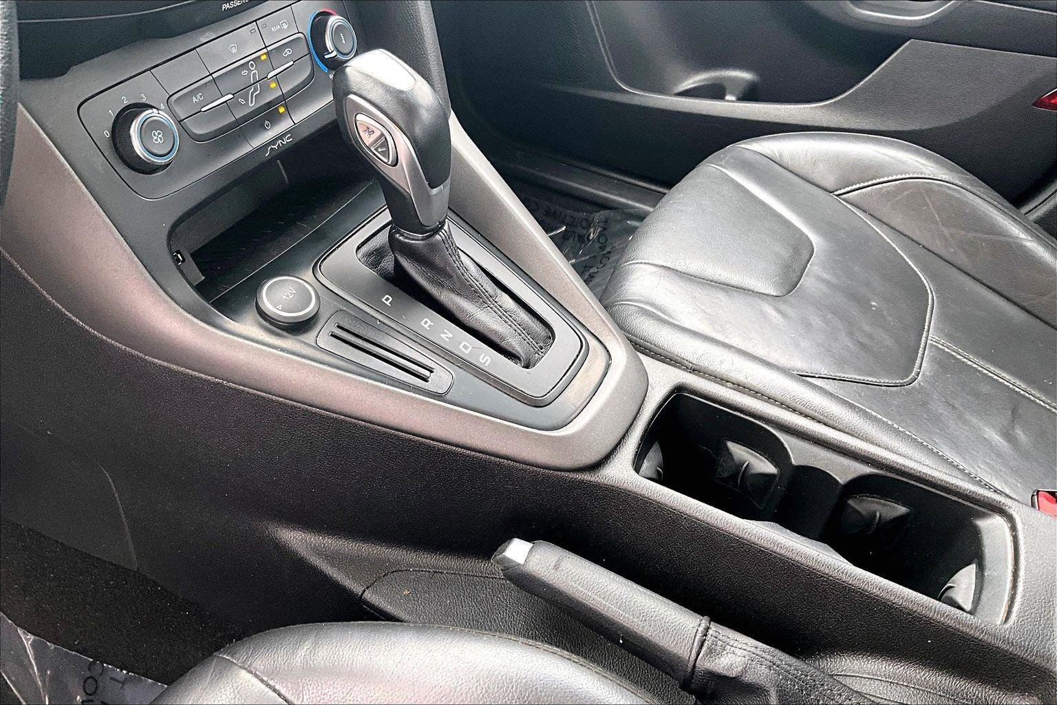 Used 2015 Ford Focus SE w/ Equipment Group 201A image 15