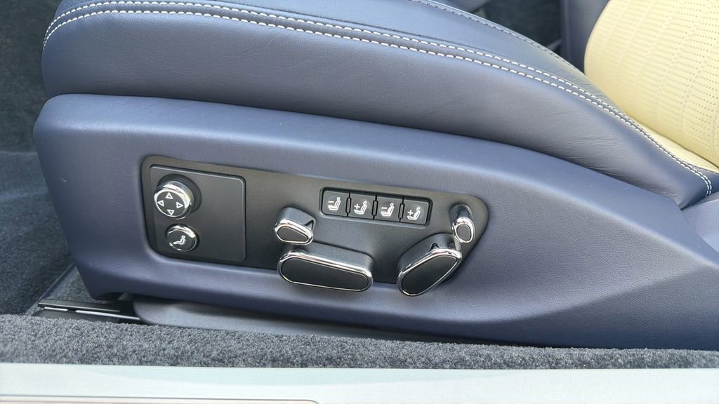 New 2026 Bentley Continental GT image 27