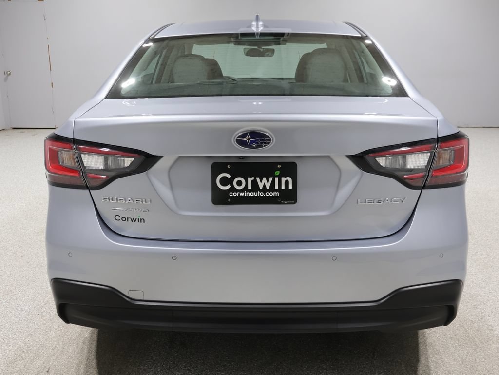 Used 2025 Subaru Legacy Limited AWD/4WD image 3