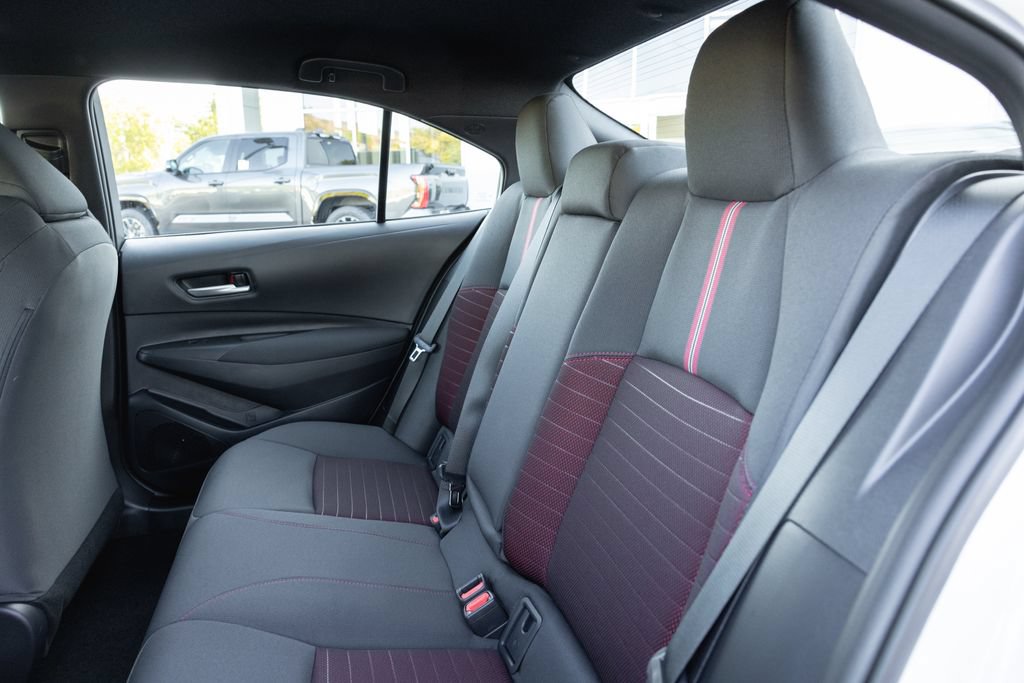 Used 2026 Toyota Corolla SE FWD image 25