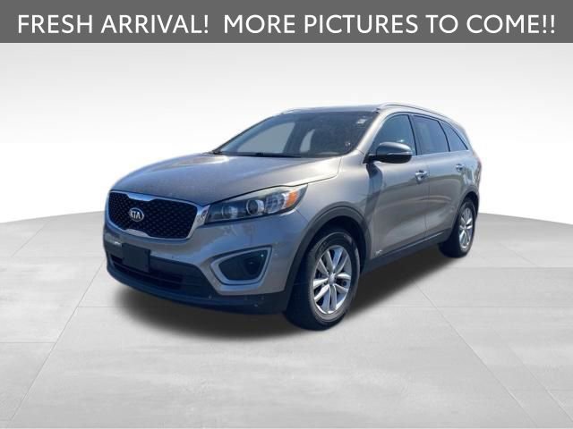 Used 2017 Kia Sorento AWD w/ LX Convenience Package