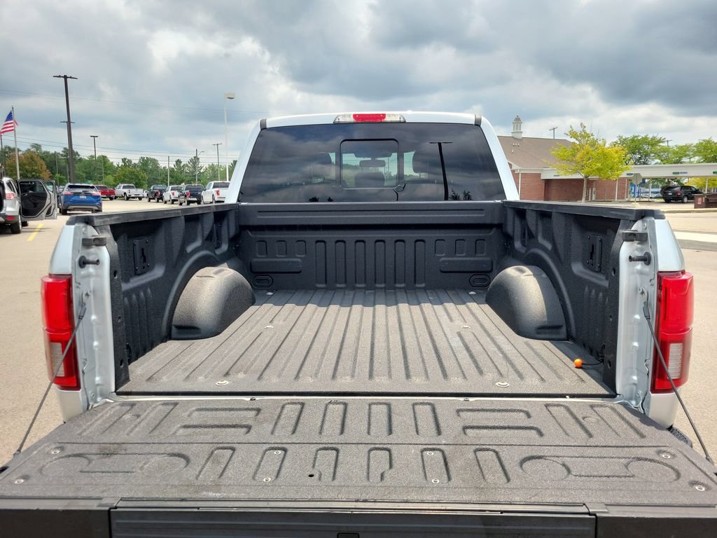 Certified 2019 Ford F150 Platinum w/ Equipment Group 701A Luxury AWD/4WD image 8