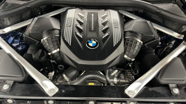 Used 2022 BMW X5 M50i w/ Executive Package AWD/4WD image 28
