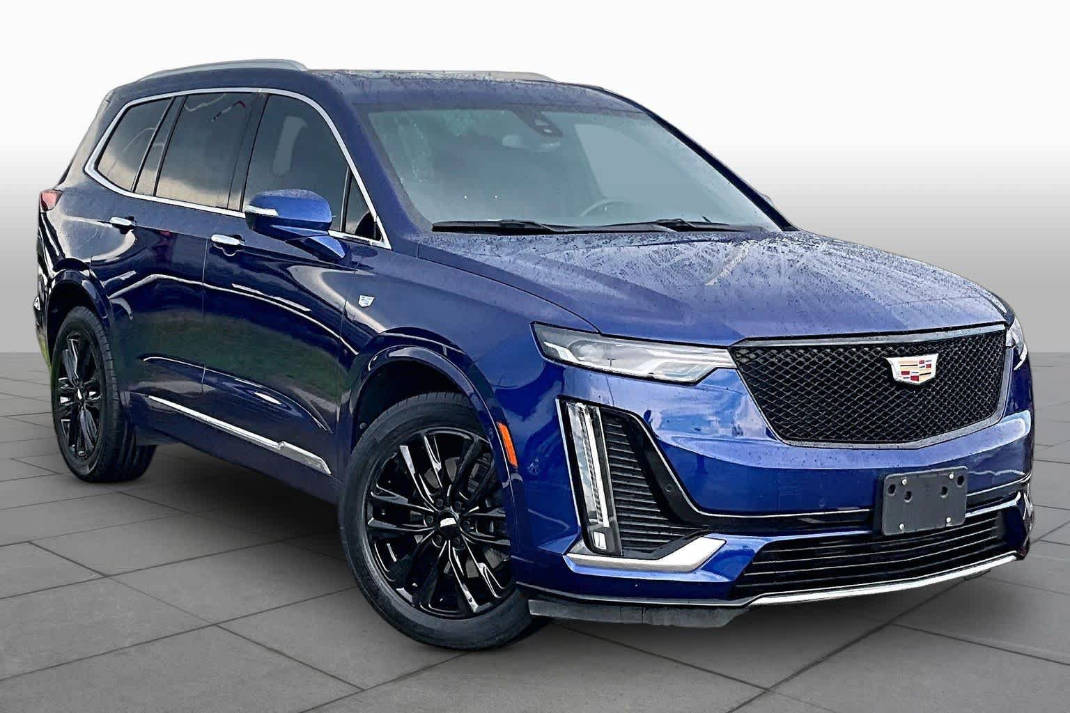 Used 2024 Cadillac XT6 Luxury FWD image 2