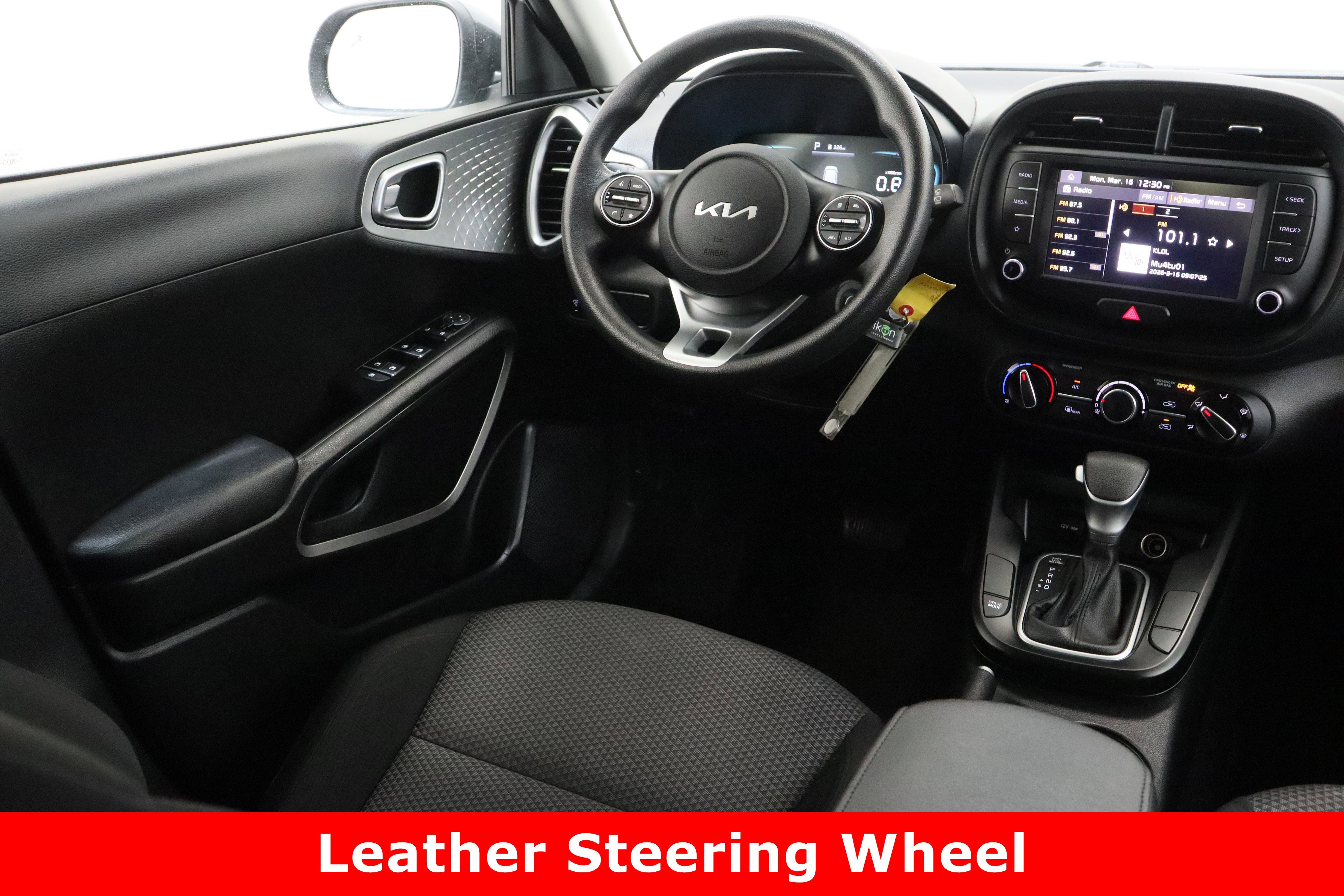 Used 2024 Kia Soul LX w/ Option Group 015 image 28