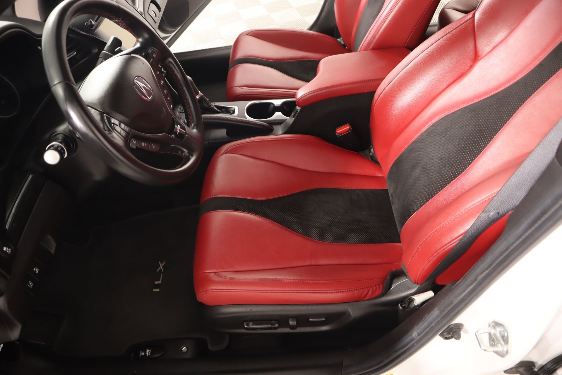 Used 2022 Acura ILX image 11