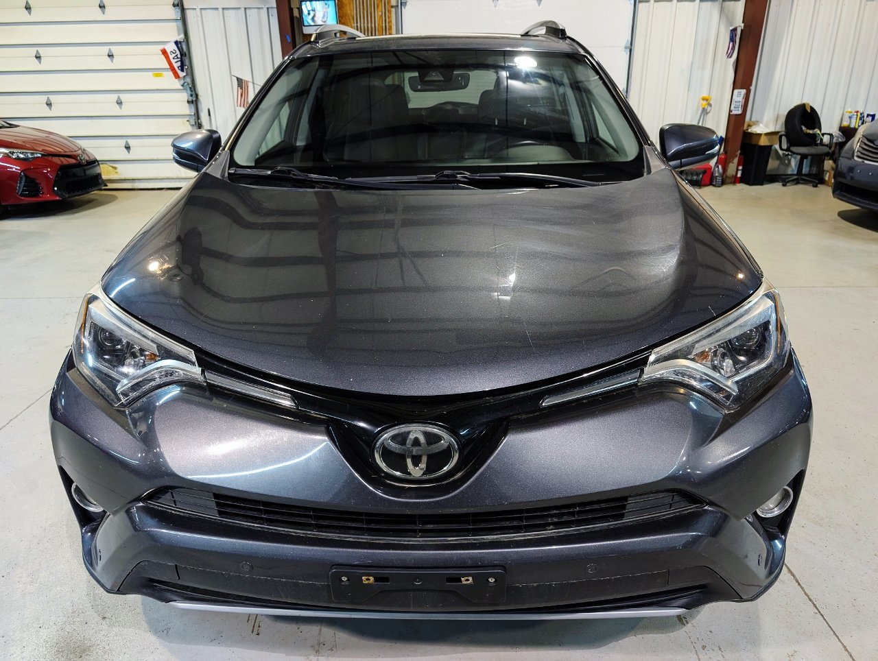 Used 2017 Toyota RAV4 Limited w/ All Weather Liner Package AWD/4WD image 12