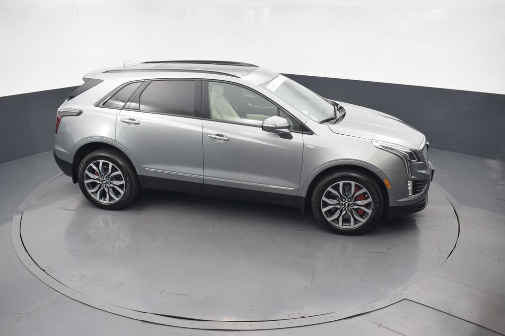 Certified 2023 Cadillac XT5 Sportv w/ Technology Package AWD/4WD image 48