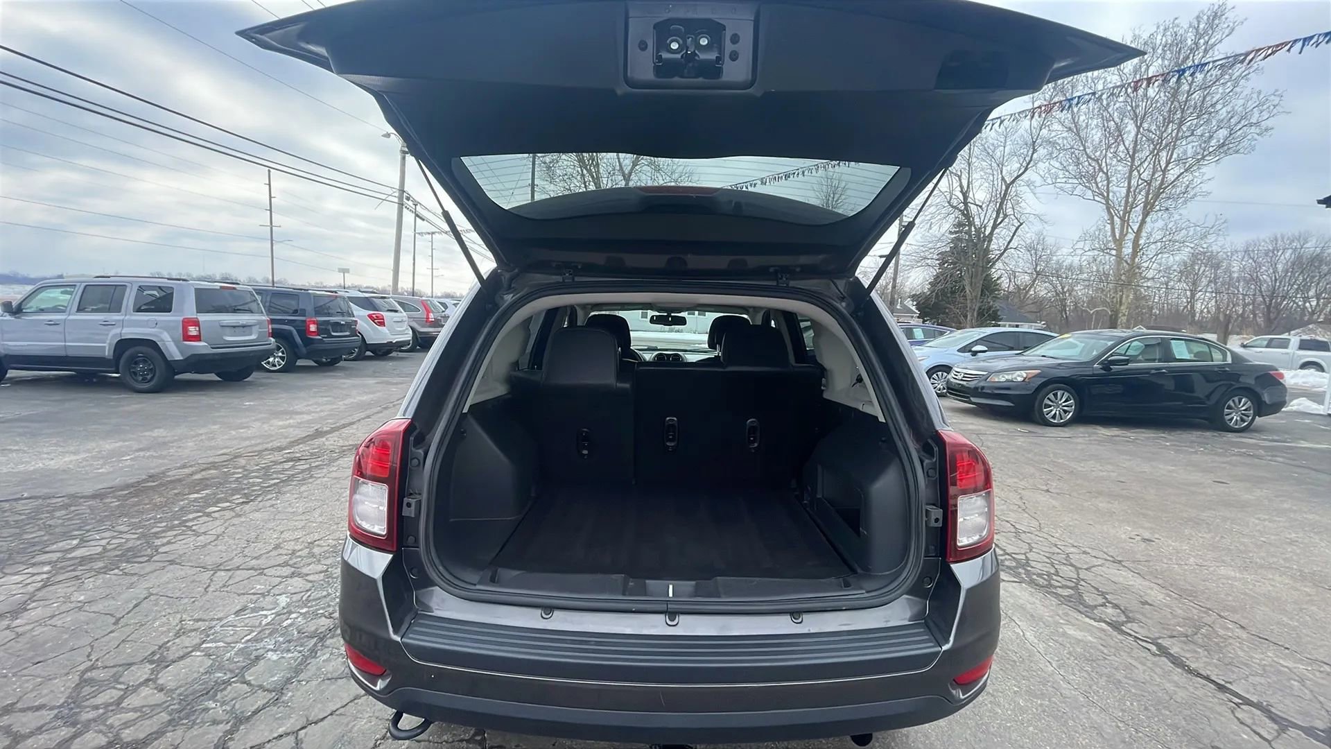 Used 2014 Jeep Compass Latitude w/ All Weather Capability Group image 20