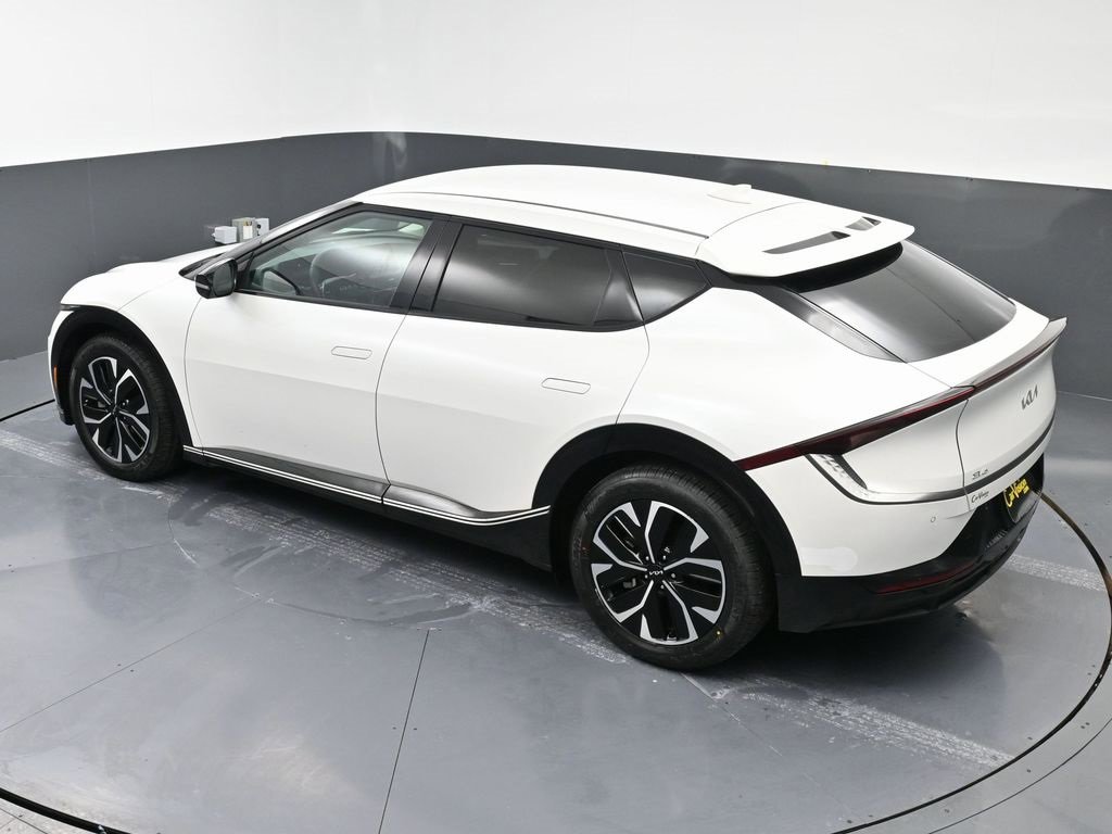 Used 2022 Kia EV6 Wind image 43