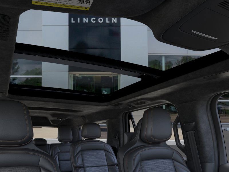 New 2025 Lincoln Navigator L Black Label image 22
