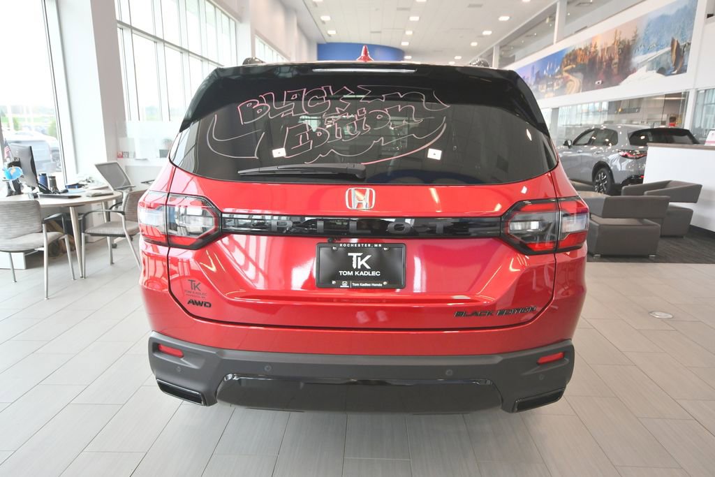 New 2026 Honda Pilot Black Edition image 6