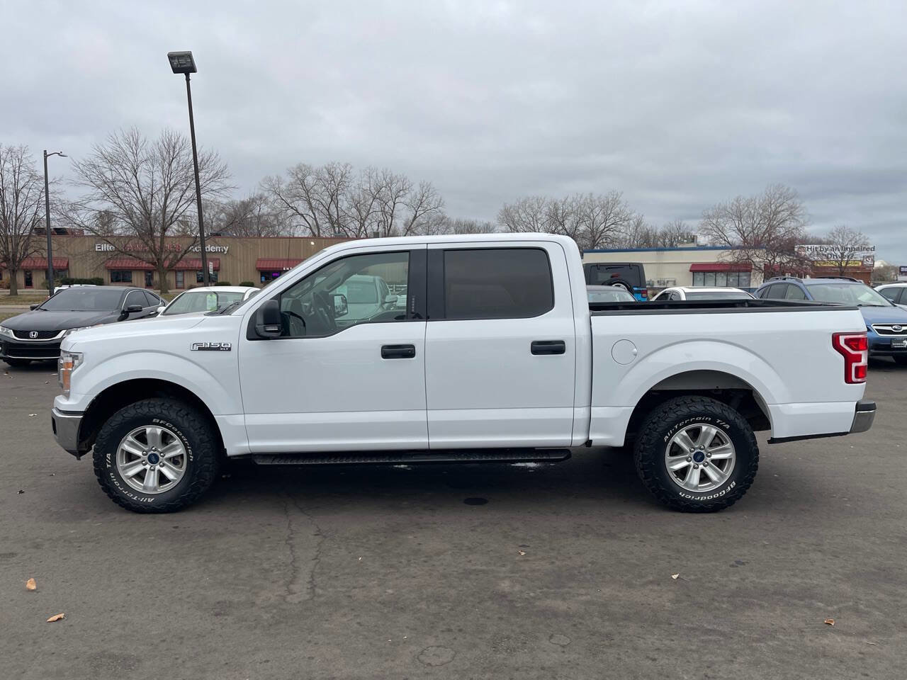 Used 2019 Ford F150 XLT w/ Equipment Group 301A Mid image 8