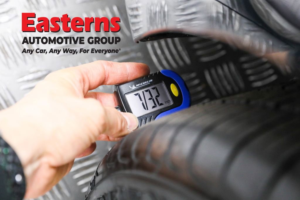 Used 2023 Genesis G70 2.0T image 27