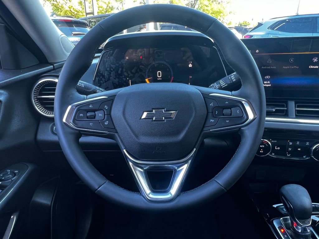 Used 2024 Chevrolet Trax ACTIV w/ Driver Confidence Package FWD image 19