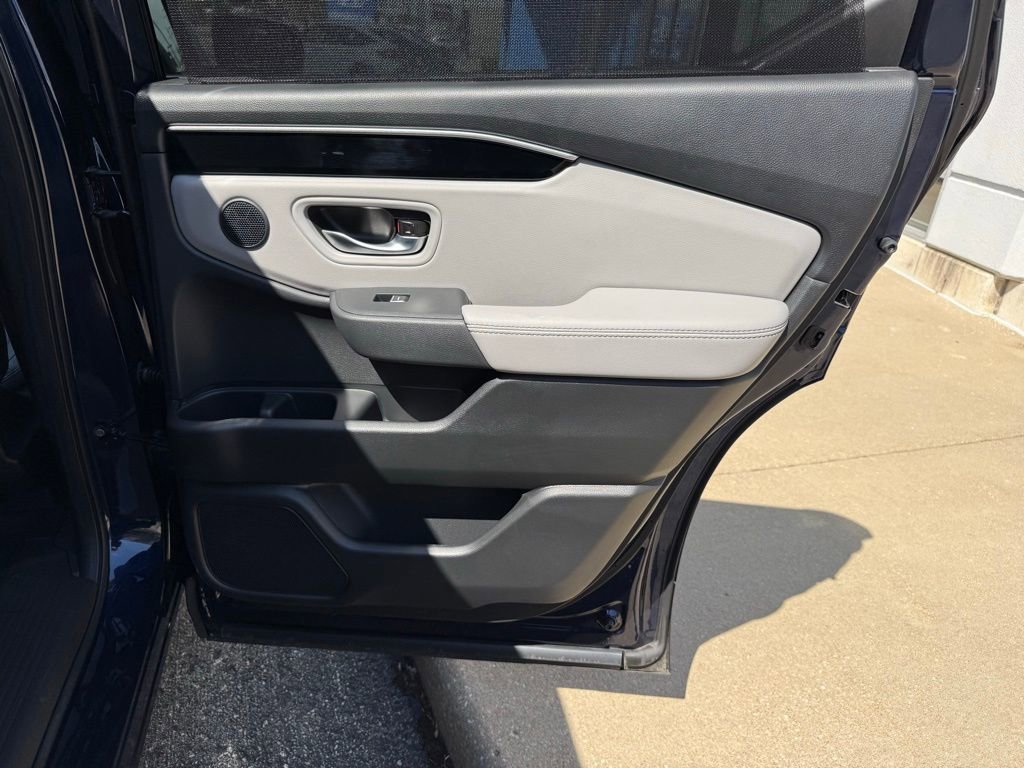 Used 2025 Honda Pilot Touring image 41