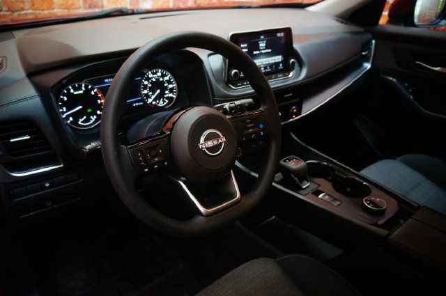 Certified 2023 Nissan Rogue SV AWD/4WD image 12