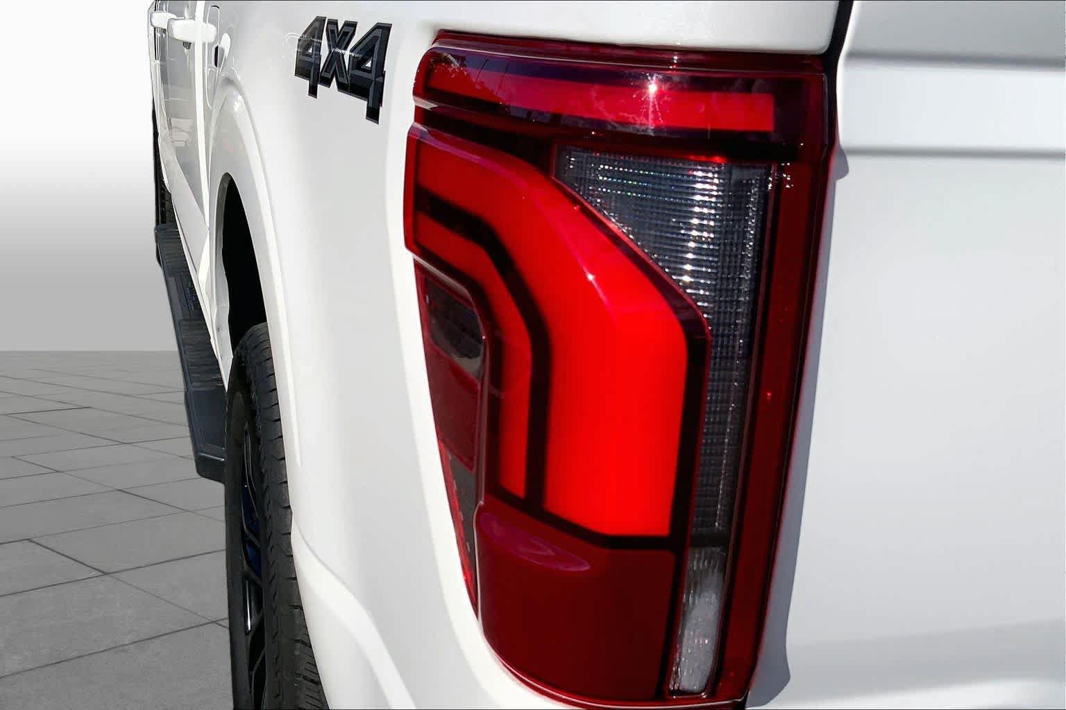 Used 2025 Ford F150 Lariat w/ Equipment Group 502A High AWD/4WD image 28