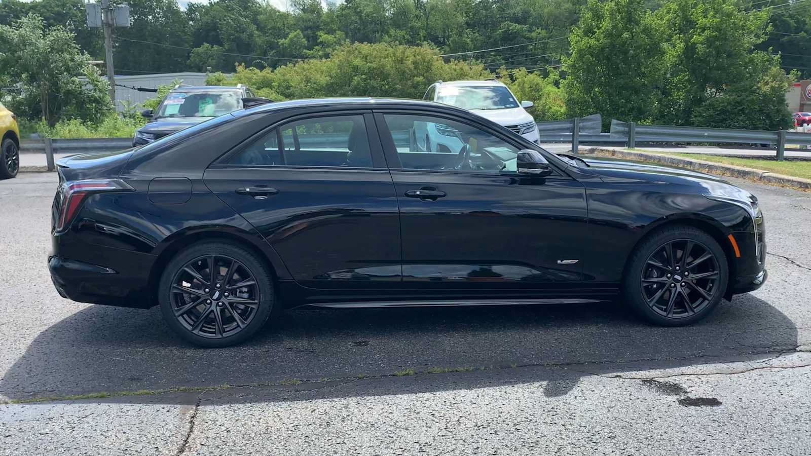 Certified 2025 Cadillac CT4 V w/ Climate Package AWD/4WD image 9