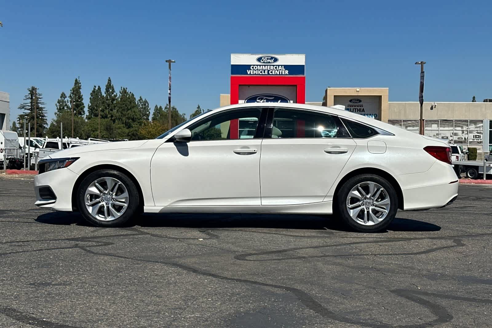 Used 2019 Honda Accord LX image 6