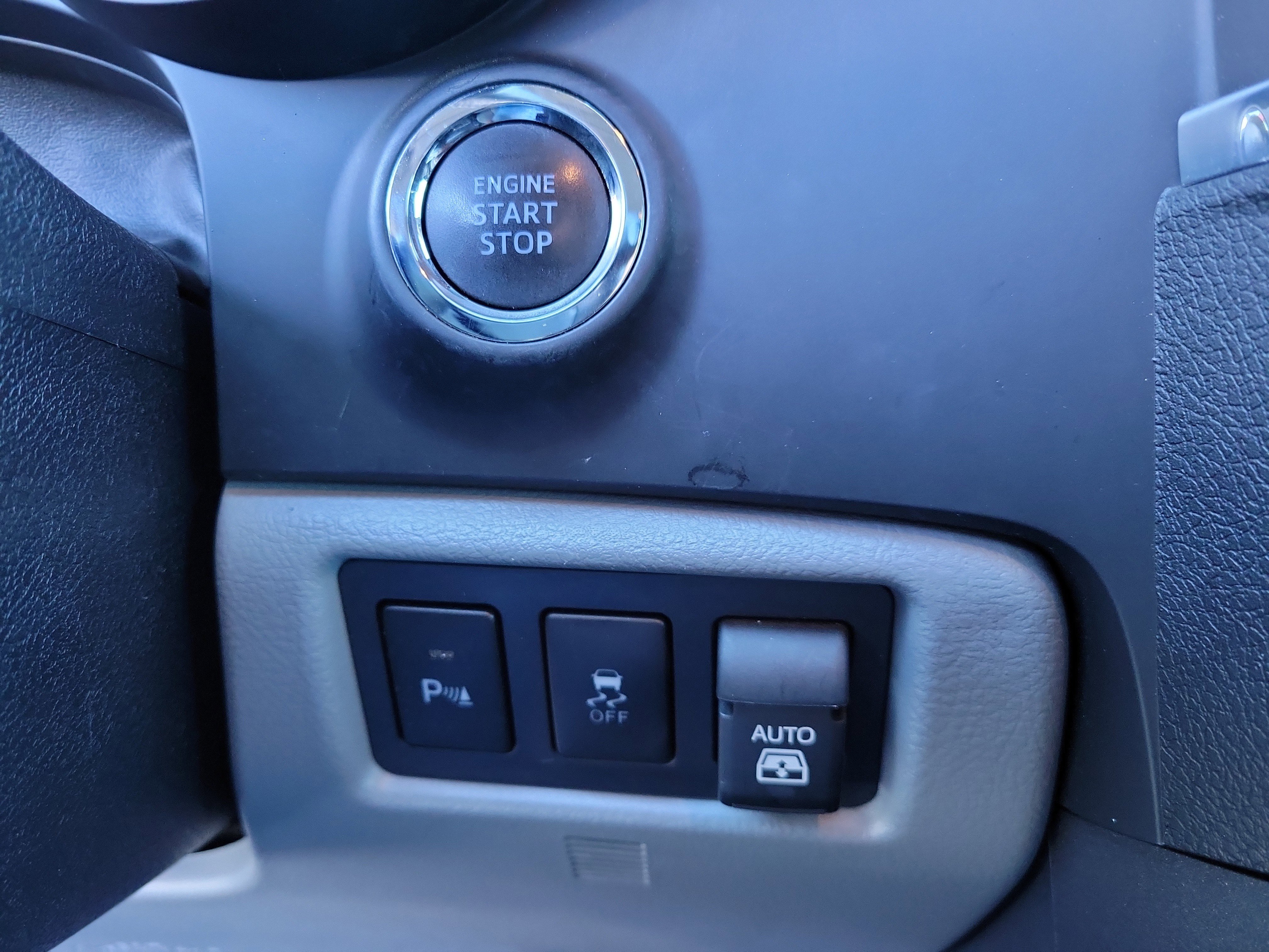 Used 2022 Toyota Sequoia SR5 image 21