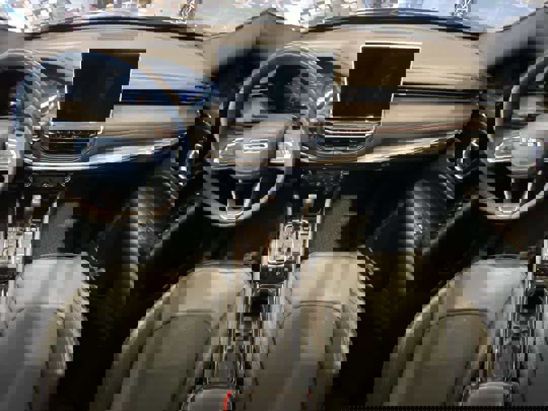 Used 2023 Jeep Compass Trailhawk image 23