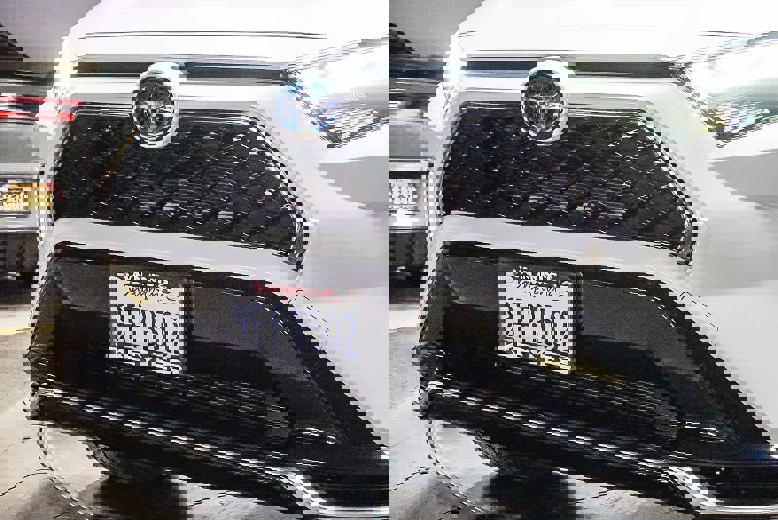 Used 2023 Toyota RAV4 XSE w/ Weather Package image 5