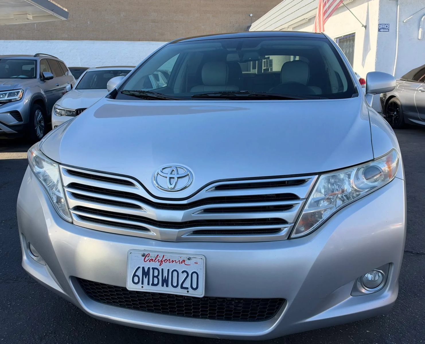Used 2010 Toyota Venza w/ Leather Pkg FWD image 6