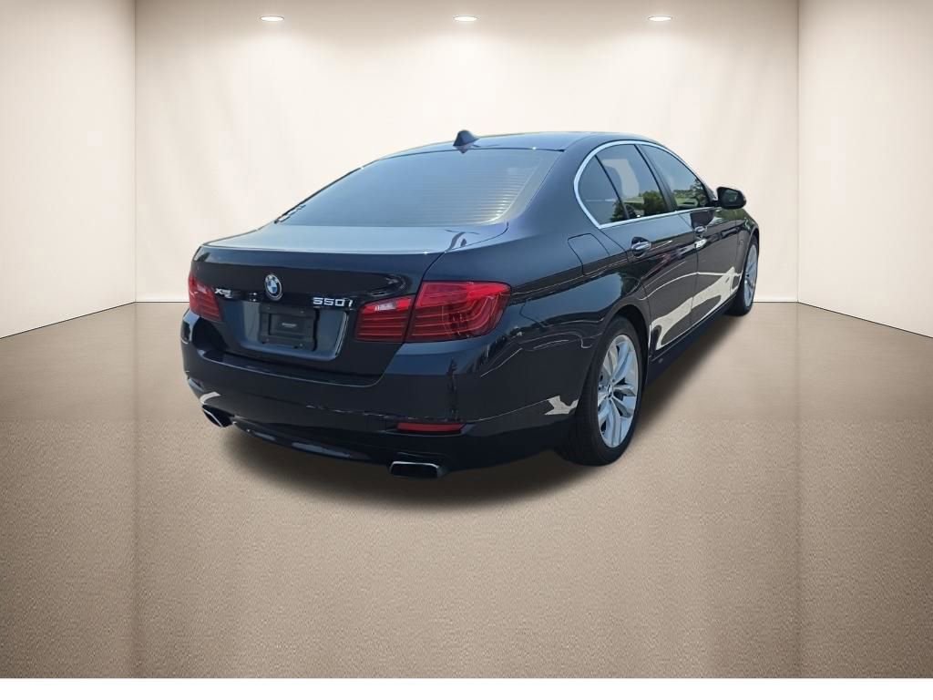 Used 2016 BMW 550i xDrive Sedan image 5