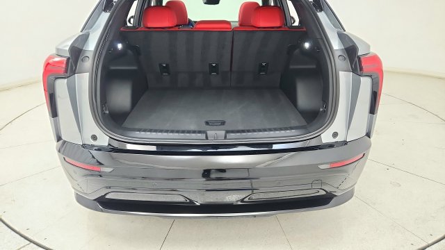 Used 2024 Chevrolet Blazer EV RS RWD image 28