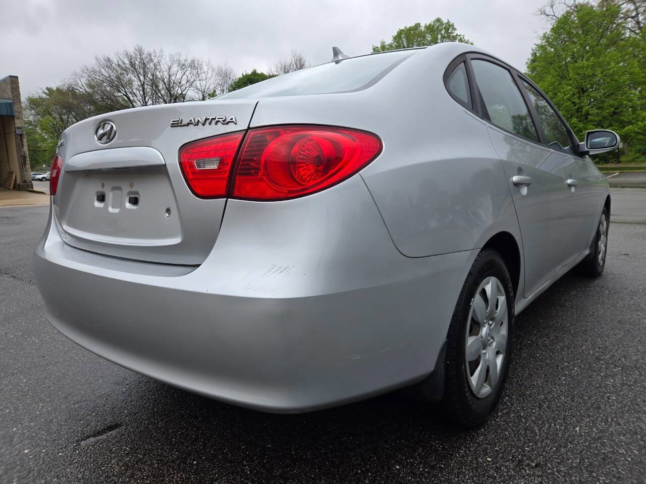 Used 2009 Hyundai Elantra GLS FWD image 9
