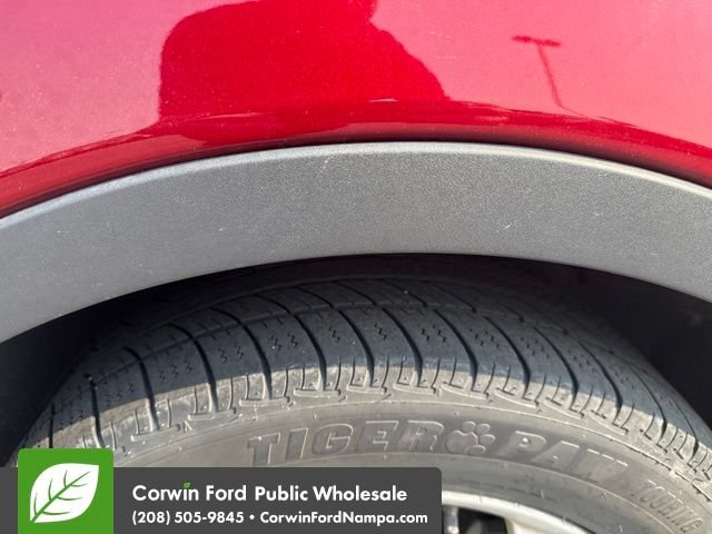 Used 2014 Ford Escape SE w/ Equipment Group 201A AWD/4WD image 12