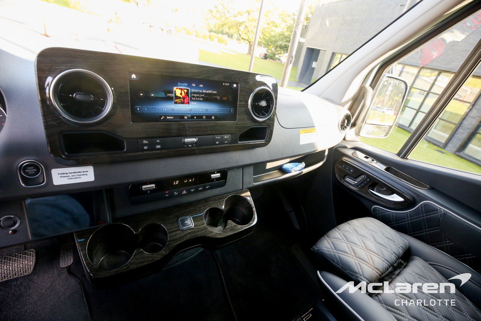 Used 2023 Mercedes-Benz Sprinter 3500 image 13