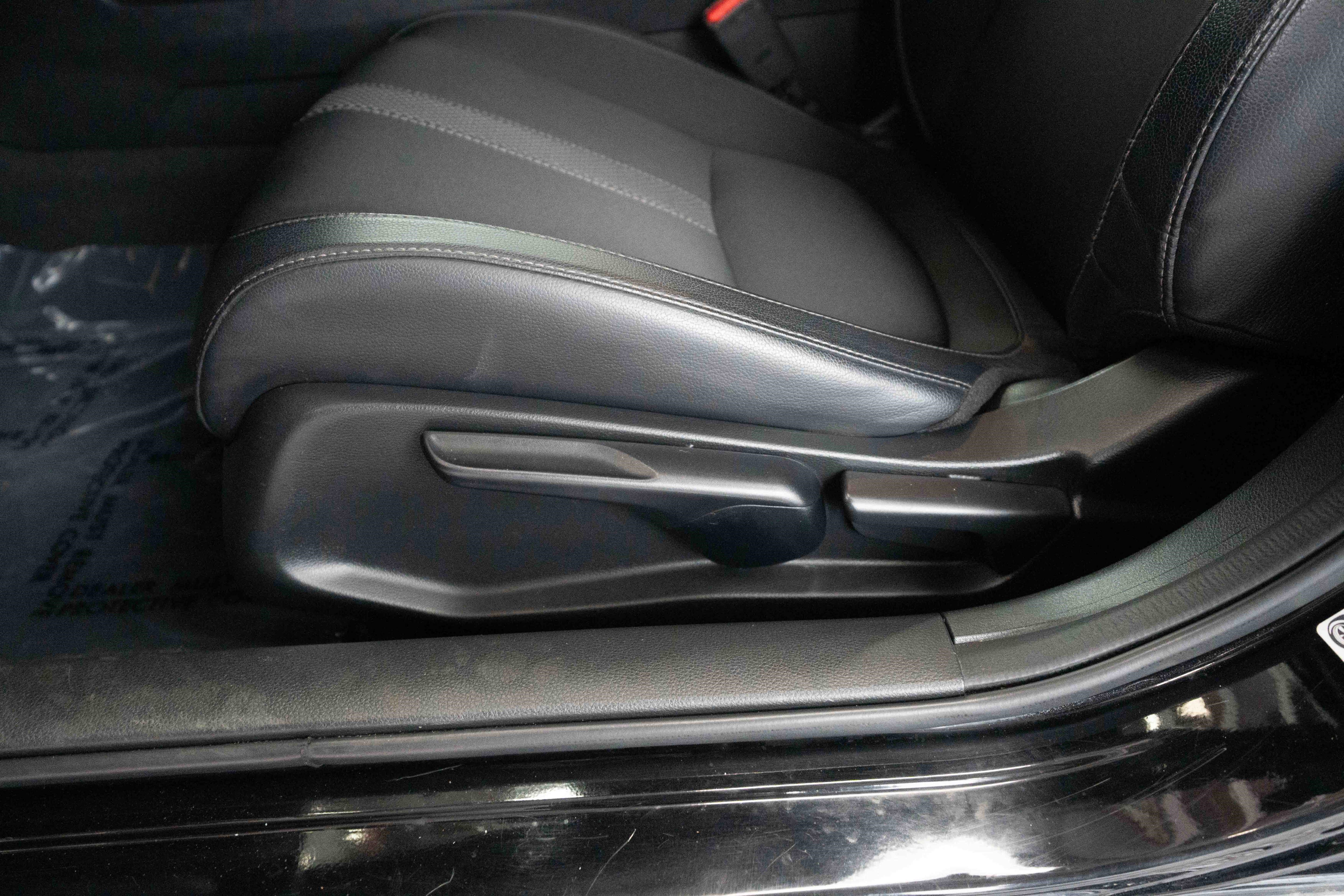 Used 2021 Honda Civic Sport image 12