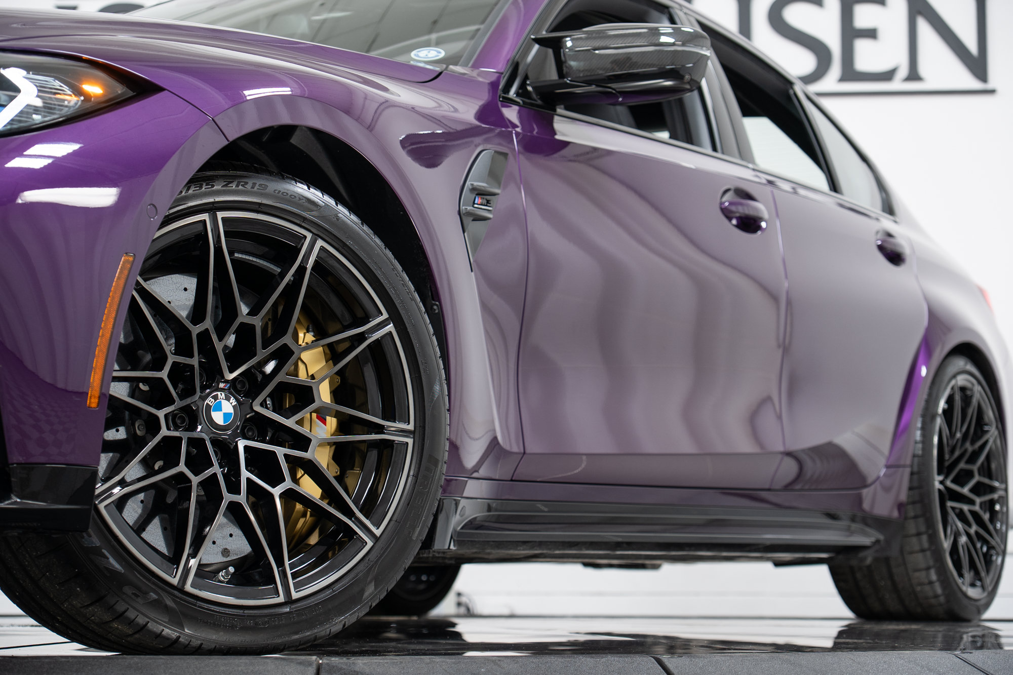 Used 2024 BMW M3 Competition w/ M Carbon Exterior Package AWD/4WD image 27