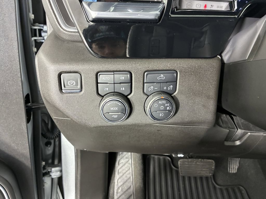 Used 2024 Chevrolet Silverado 1500 RST w/ Z71 Off-Road Package image 17