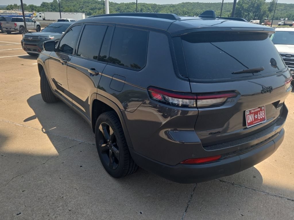 Used 2021 Jeep Grand Cherokee L Laredo AWD/4WD image 5