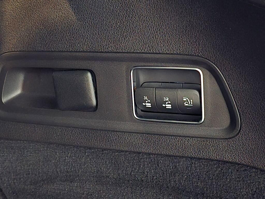 Used 2024 Mercedes-Benz GLS 450 GLS 450 image 24