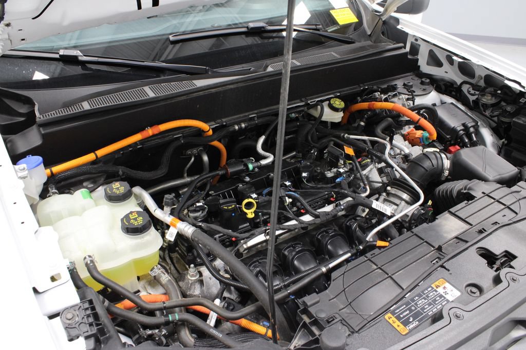 Used 2024 Ford Maverick XLT FWD image 14