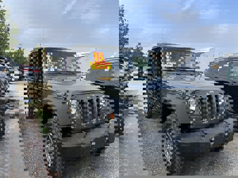 Used 2015 Jeep Wrangler Unlimited Sport w/ Trailer Tow Group image 4