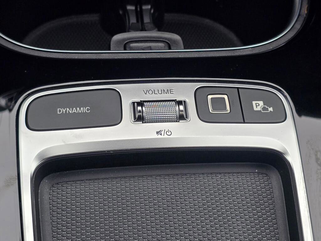 Certified 2025 Mercedes-Benz CLA 35 AMG 4MATIC image 42