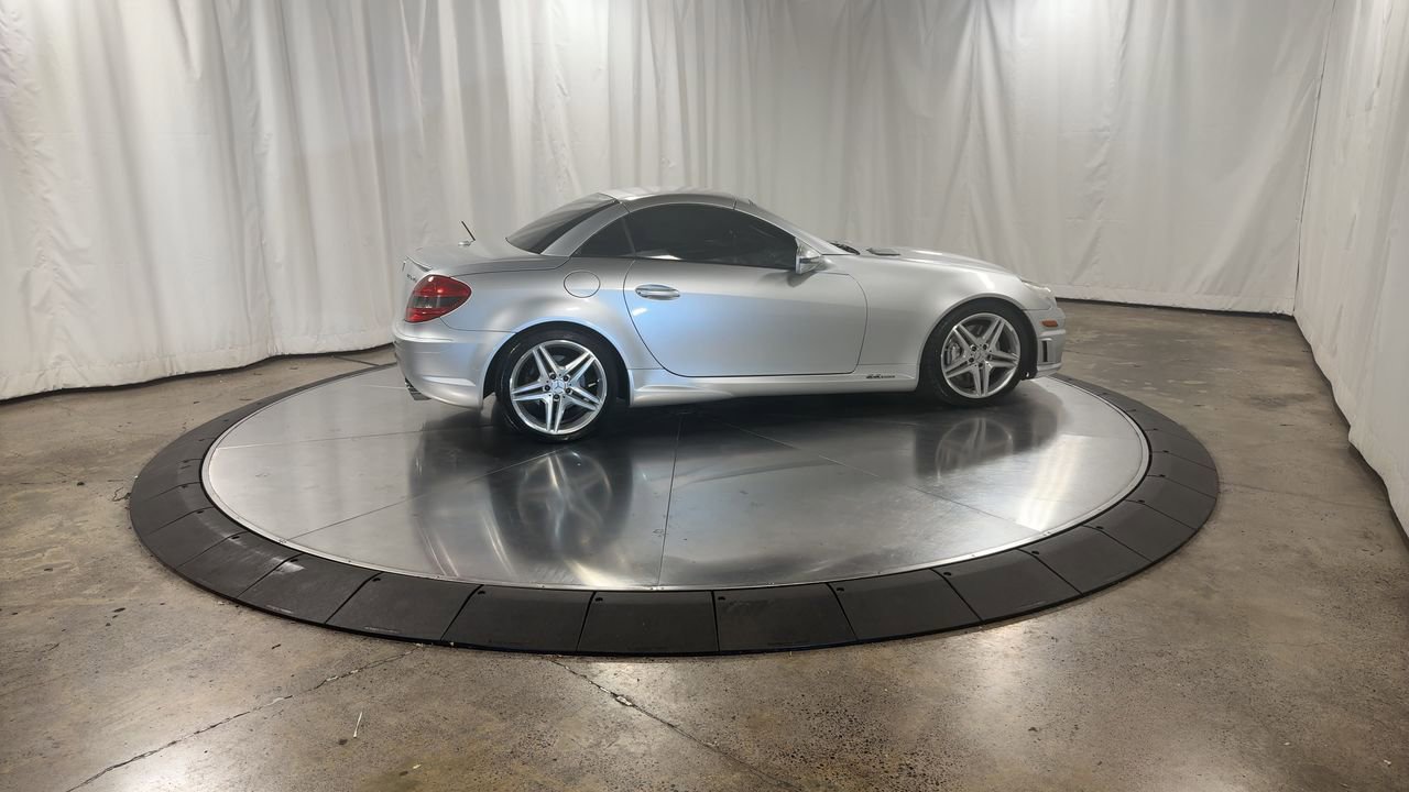 Used 2009 Mercedes-Benz SLK 55 AMG image 2